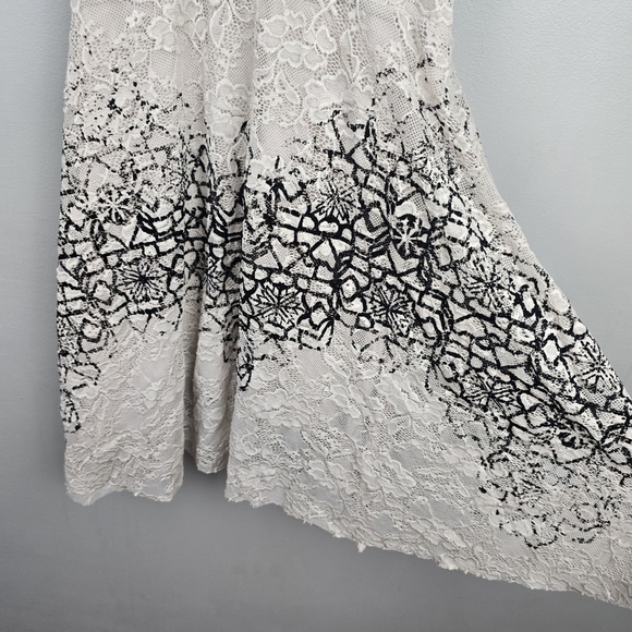 FREE PEOPLE Flocked Velvet Lace Sweetheart Strappy Mini Dress Cream Womens Sz SP - Picture 4 of 12